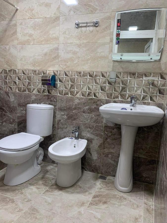 Hostel Saba Koetaisi Buitenkant foto